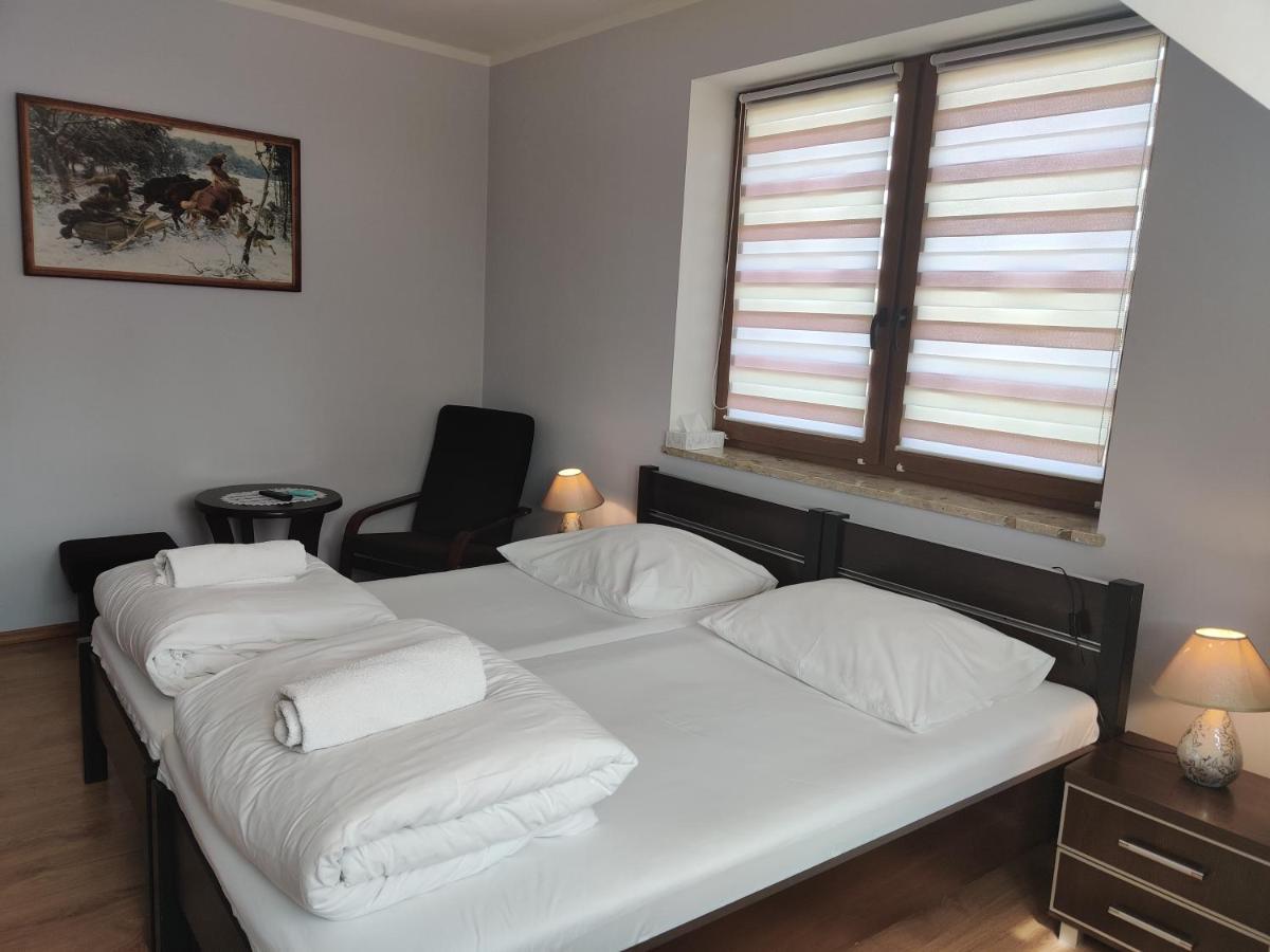 Cztery Pory Roku Konuk evi Białowieża Dış mekan fotoğraf